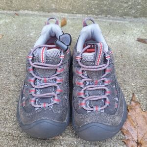Kids Keens size 8